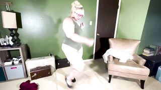 BBW Latina Striptease Dancing and Jiggling Her Gorgeous Fat Body Encouraging You to Jerk off and Cum on Countdown