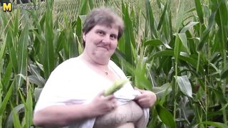 Big fat mama do this in a cornfield