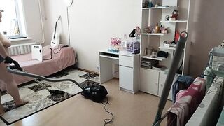 camera filmed mother-in-law naked cleaning - 10 image