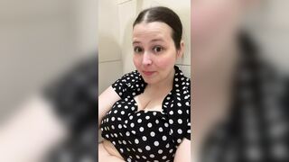 Public Outdoor Msturbation until I move it inside - 1 image