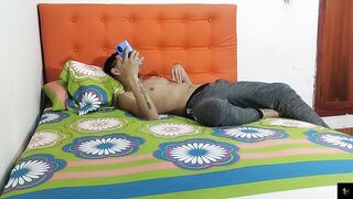 A stranger interrupted my training and convinced me to fuck at his house in exchange for a good sum of money - PORN IN SPANISH - 12 image