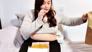 Nicole Passat Gaining Weight Eating Fast Food