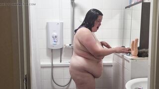 Willow Fucking Her Self Silly In The Shower - 10 image