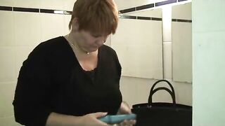 Just horny disappeared in the men's toilet