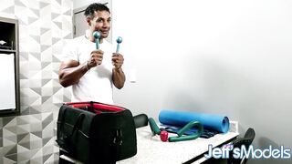 Colossal BBW Thammy Leviemont Gives Head to Her Personal Trainer