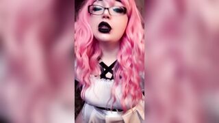 Wife Sucks off the Neighborhood Cuckold Fetish - 7 image