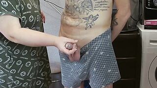 mother-in-law gives a deep blowjob jerks off a dick before a cumshot