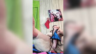 Gigantic Squirt From This Lazy Fat Whore Legs Spread for More