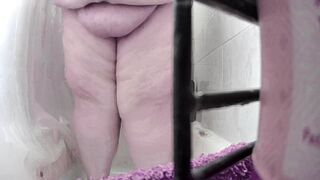 Wanna Cum Help Wash These Thicc Curves With Me - 7 image