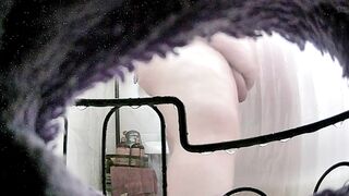 Voyeur Cam Catches Plump BBW Washing Her Rolls