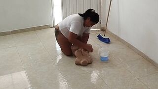 Inexperienced Colombian girl with a big ass masturbates her delicious pussy with her doll TANTALY