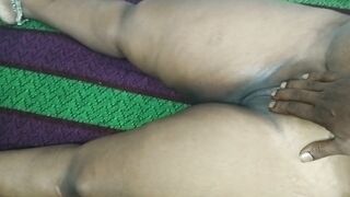 Tamil Beautiful Aunty Show Hot Boobs Pussy - 4 image