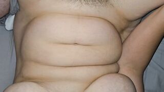 Tinder date can't hold his cum while I ride and squirt all over his dick before he fills me up