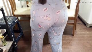 Mother-in-law shows off BIG ASS to son-in-law who ends up fucking her  - 8 image