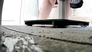 Voyeur's Cam Catches Pola's Plump Pussy