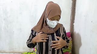 Guru Hijab Masturbation