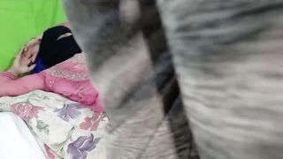 Hot Parosan Muslim Bhabhi Used to Play with My Indian Fat Cock