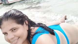 Chubby Latina what a big ass on the beach