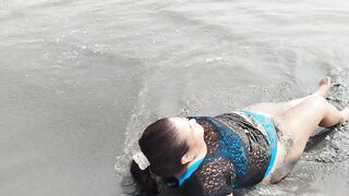 Chubby Latina what a big ass on the beach