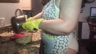 MILF POV: Thicc Step Mom Relentlessly Teases by Showing off her Fat Ass - 14 image