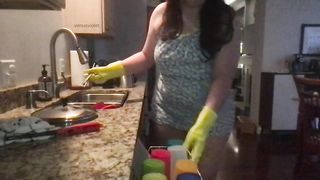 MILF POV: Thicc Step Mom Relentlessly Teases by Showing off her Fat Ass - 7 image