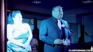 Mandy Majestic and Sashaa JUGGS – BBW funny - 12 image