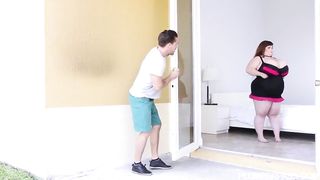 Inexperienced guy riding my Fat wide Ass LEXXXI LUXE - 2 image