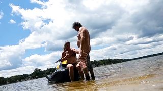 Risky 4th of July public fuck on the jet ski - 8 image