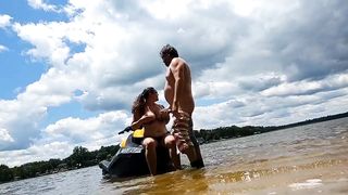 Risky 4th of July public fuck on the jet ski - 9 image