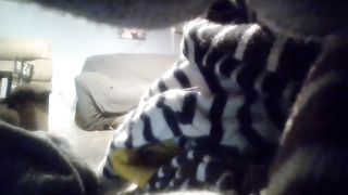 Wife fucked on the couch - 4 image